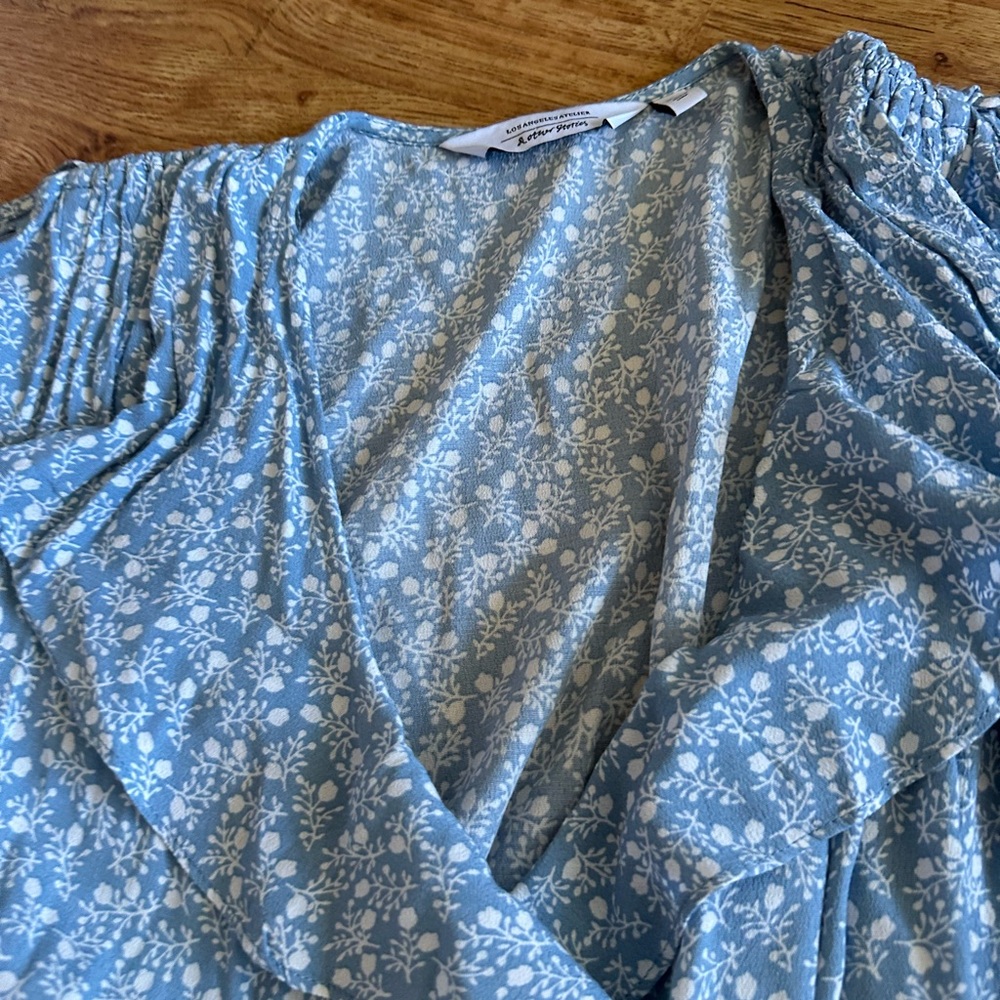Los Angeles Atelier & Other Stories Blue White Floral Wrap Dress US 2 - Picture 3 of 16